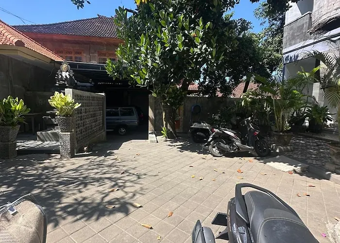 Popi Legian Apartment
