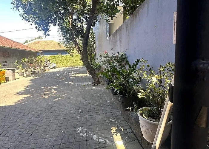 Popi Legian Apartment